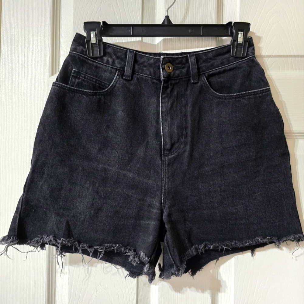 Collusion ASOS High Waist Denim Cut Off Mom Shorts, Ripped Hem, Faded Black, EUC